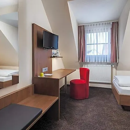 Schwanen 3* Köngen