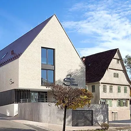 فندق Schwanen Köngen