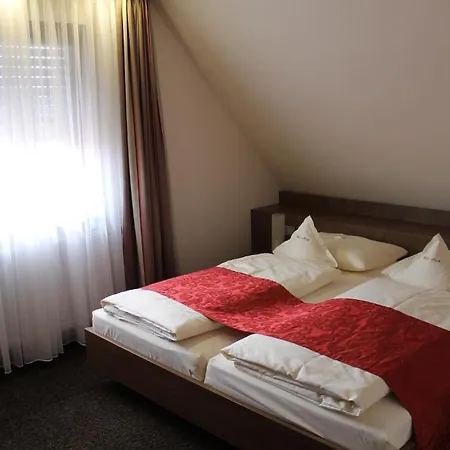 Schwanen 3* Köngen